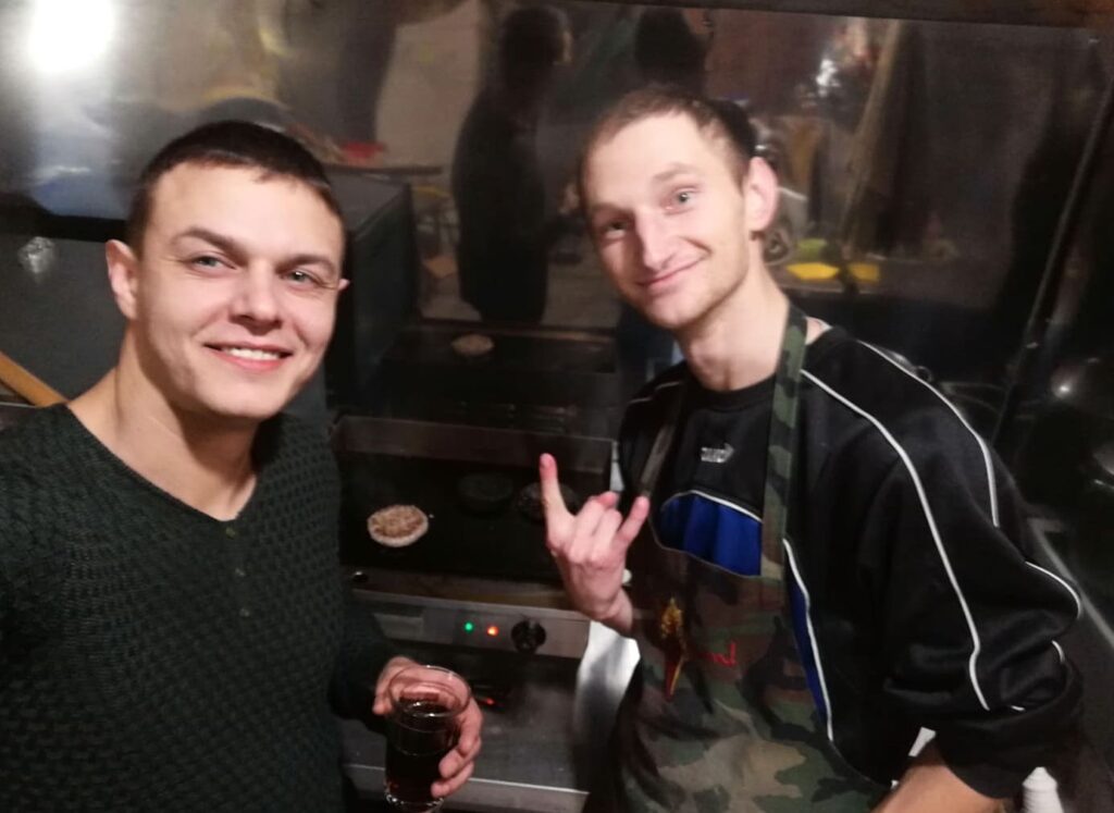 Перекваліфікувався в повара