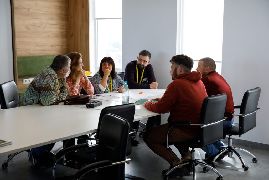 ПРОГРАМА МЕНТОРСТВА “РІВНИЙ-РІВНОМУ”