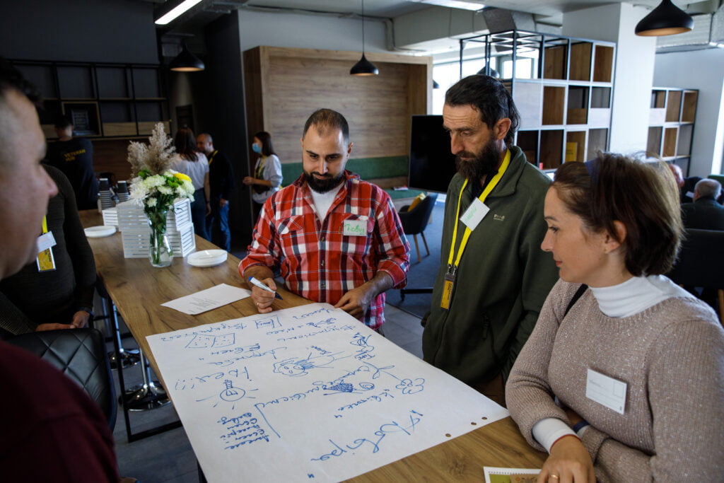 ПРОГРАМА МЕНТОРСТВА “РІВНИЙ-РІВНОМУ”