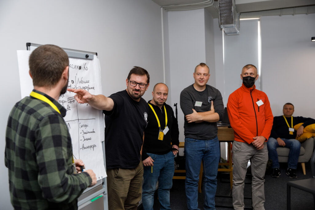 ПРОГРАМА МЕНТОРСТВА “РІВНИЙ-РІВНОМУ”